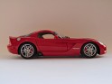 1:18 Auto Art Dodge Viper SRT/10 2006 Red/White Stripes. Subida por Rajas_85